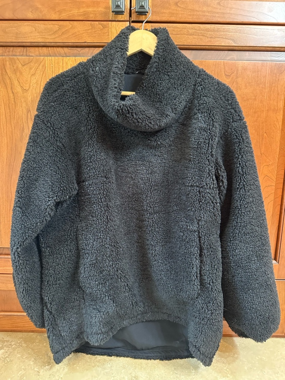 lululemon athletica Black Sherpa Funnel Neck Pullover